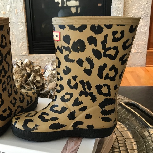 HUNTER ☔️ LEOPARD RAIN BOOTS - Picture 12 of 12
